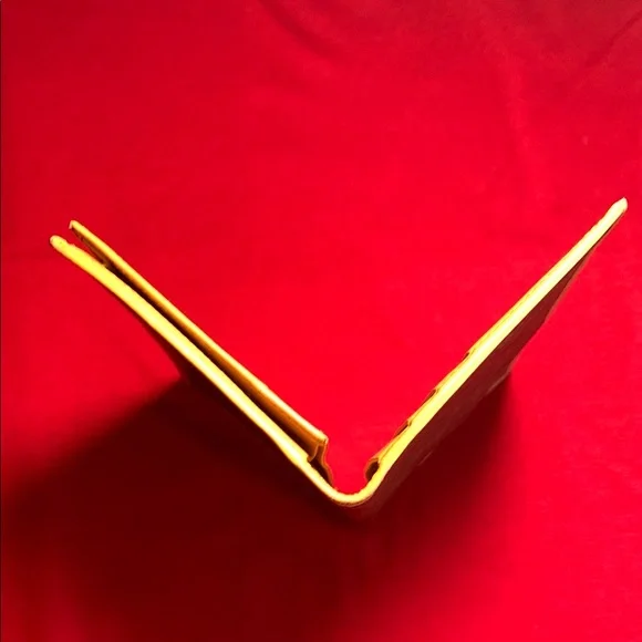 EUC Vintage Celine Brown and Tan Leather Wallet - Picture 11 of 12